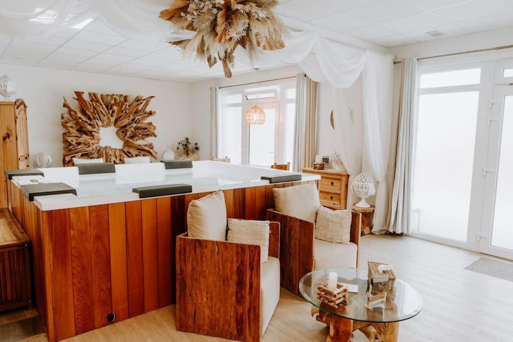 Suite De Charme Avec Jacuzzi Et Cabine Infrarouge Tubize Екстериор снимка