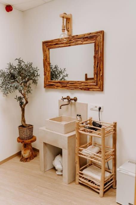 Suite De Charme Avec Jacuzzi Et Cabine Infrarouge Tubize Екстериор снимка